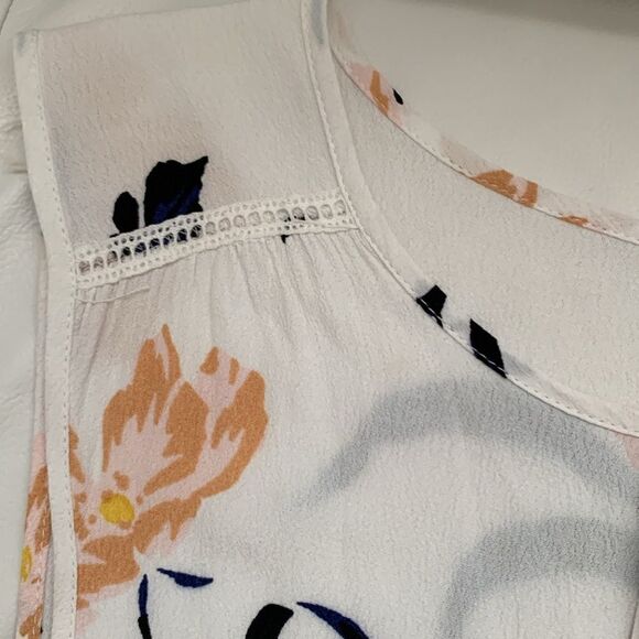 Forever21 V-Neck Pockets Pleated Floral Sleeveless Romper Size XL - Picture 6 of 10